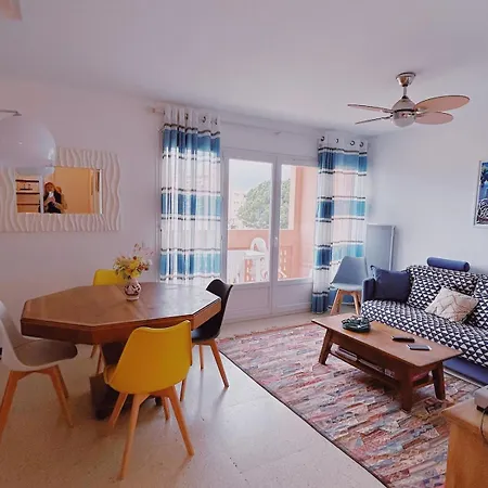 Near Shops شقة لو لا فاندو